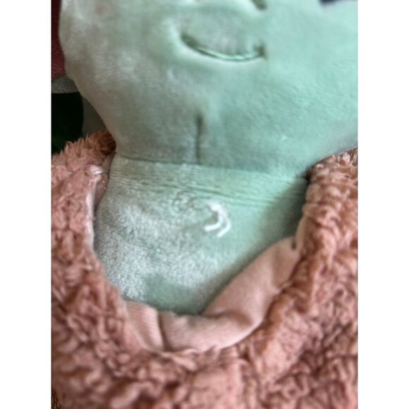Baby Yoda Grogu plush stuffed animal - Picture 4 of 8
